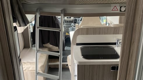 4 berth Benimar semi-integrated from 2021