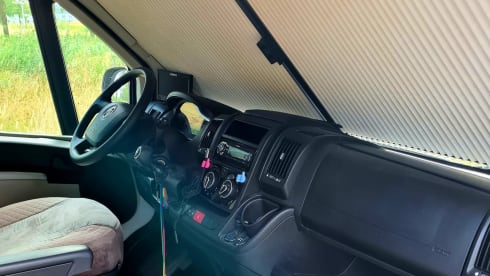 Camperlife – 4p Chausson bus uit 2019