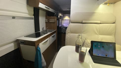 Fonzie the van 🚐  – Fiat pilot campervan 6m