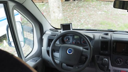 Cozy camper with strong, perfect for young families