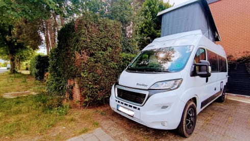Comfortable Knaus Camper – For a carefree and comfortable road trip!
