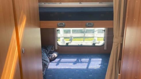 Huisje op wielen – Compact 6p Dethleffs alcove from 2009