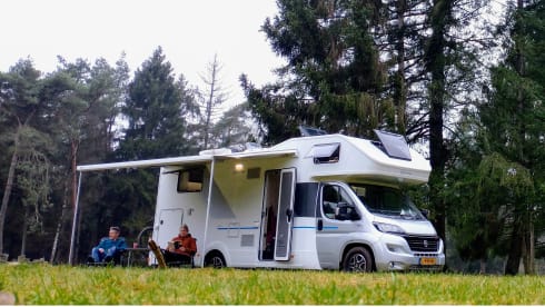 FreeLiving – AUTOMATIC with level system, extra long beds. ALSO WINTER