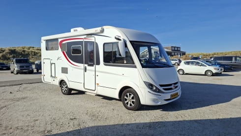Bürstner Viseo i690G integrated motorhome for 4 people from 2014 