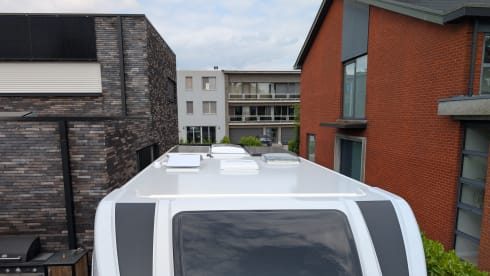 Odette – 5p Benimar semi-integrated uit 2026