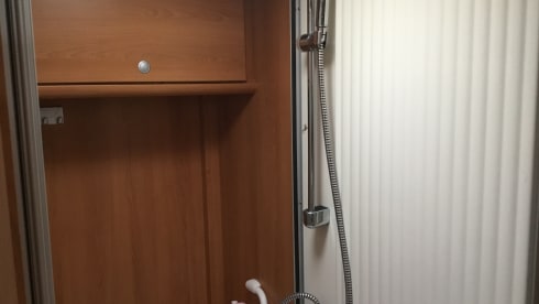 Living the Dream – Dethleffs camper integral