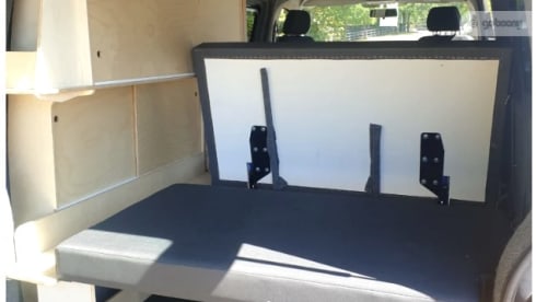 4p Volkswagen campervan uit 2016