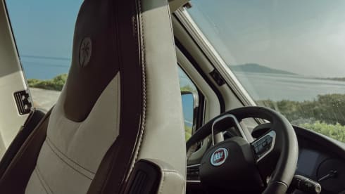 Yosemite  – Premium Outdoor Van Rental