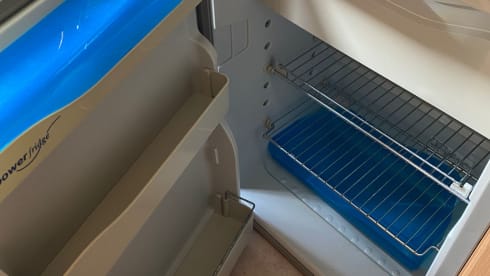 Louna  – Comping car 