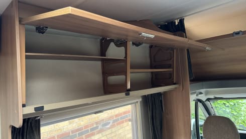 Marilyn  – 4 berth/6 Belts Swift Escape 2011