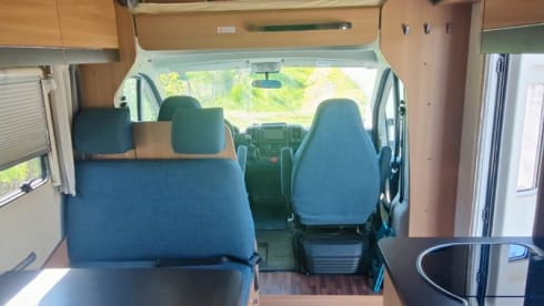 A664 – 6p LMC alcove from 2017