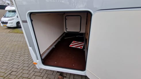 C17 – Luxe Sunlight I67S Automaat 2x Airco 4P