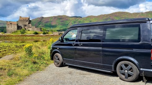 Monika – Vw family T5 -  LWB campervan sleeps 4 