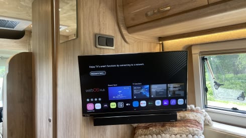 Benson – Ford Campervan mit 4 Schlafplätzen ab 2021