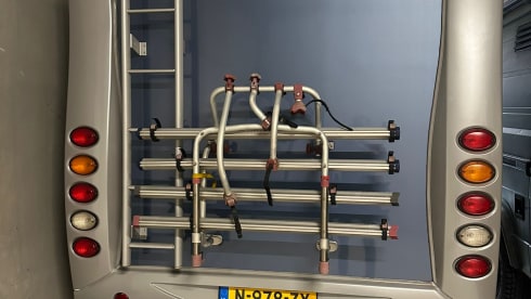 Hobby Siësta 650 – 6p Hobby alcove from 2010