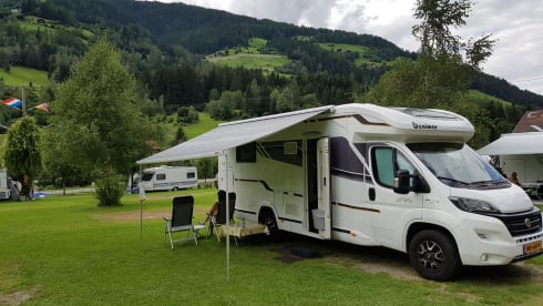 5p Benimar semi-integrated uit 2017