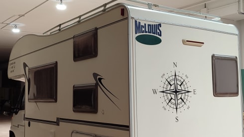 Anto – Travel carefree with Camper Mclouis.