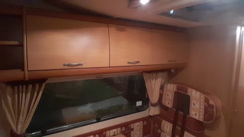 6 berth Swift semi-integrated from 2004