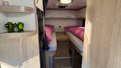 Hobby Ontour Edition F V65GE, Einzelbetten, Klima, SAT