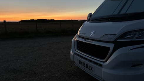 Majestic – Our fully loaded 6 berth motorhome