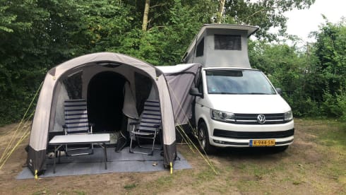 4p Volkswagen bus uit 2016