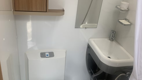 Bisye – 6 berth Bailey semi-integrated from 2016