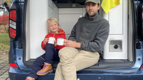 Nuggie – Fourgon aménagé Ford Nugget '25 bien conçu avec 4 couchages confortables