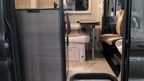 Brand new Ford bus from 2023