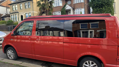 Tracey – Big VW Transporter - sleeps 4 + a child