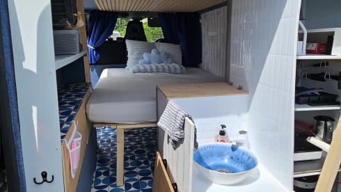 The Cloudy Camper – Vauxhall Vivaro Campervan - Sleeps 2 