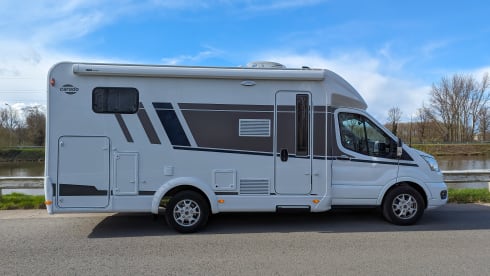Kara – Carado T338 (4 berths) 2024