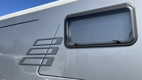 Narrow Hymer, practical and very complete