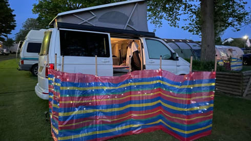 Orca – VW California: Ocean - 4 berth. Automatic