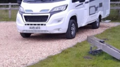 Doris – 2 berth Peugeot boxer Auto-Sleeper.