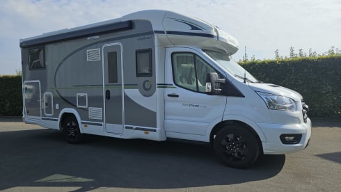 GZX-72-N – Chausson 777GA Automatic Etape Line molto lussuoso, senza km!