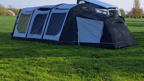 Blizzard  – 4 berth Volkswagen campervan from 2017
