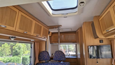 bart – 5p Hymer semi-integrated 