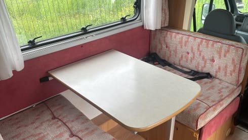 6 berth Ford Rollerteam