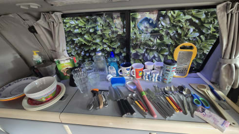 4p Volkswagen campervan uit 2000