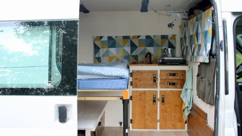 AdVANture – 2p Ford campervan from 2008