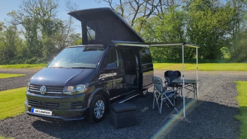 Charli  – VW 4 berth 2018 Volkswagen Off Grid Camper 