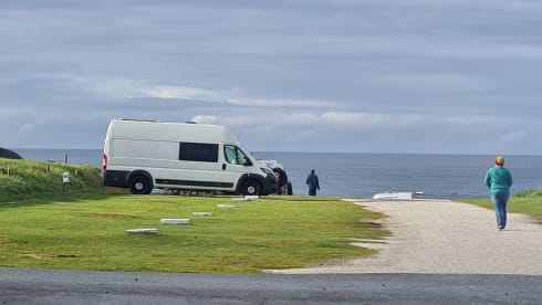 Vannie Annie – 5 berth family friendly campervan
