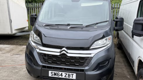 CHRISSY THE CAMPER – Autobus Citroën a 4 posti letto del 2014