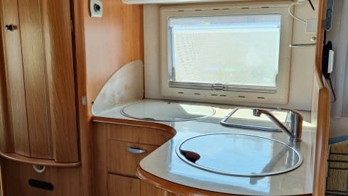 Pino – B Driving license Hymer Automatic 6p - On holiday with Pino 