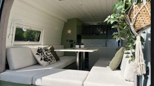 Spacious designer campervan | XL bed (220 cm) | Diesel heater