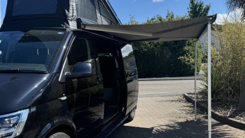 Anakin – 4 berth Volkswagen (T6 4motion 205 DSG) Campervan  - Dog Friendly 