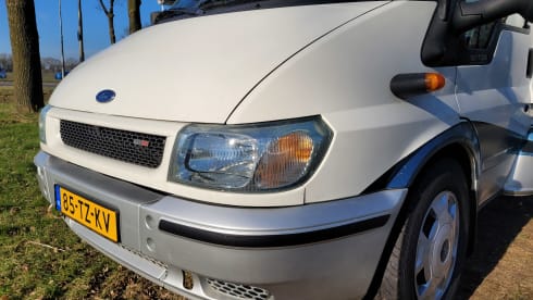 Bobby – 2p Ford semi-integrated from 2006