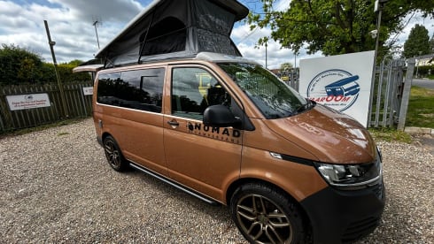 YT72KEU – 4 berth Volkswagen Campervan London - Romford