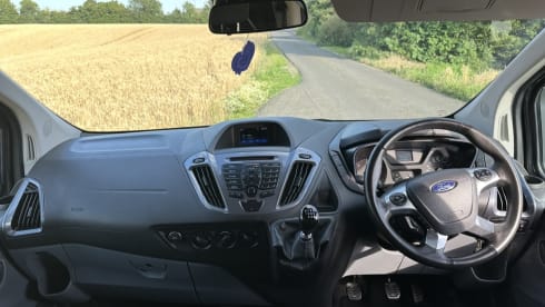 Ford-Wohnmobil mit 4 Schlafplätzen aus dem Jahr 2017
