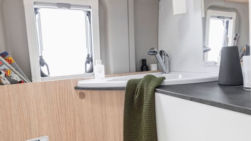 Auxcamper – Sunlight Cliff 600 Adventure - fully equipped and all inclusive